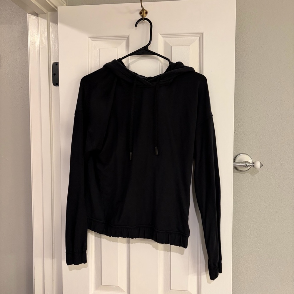 Lululemon Twisted & Tucked Hooded Jacket Black Size 8